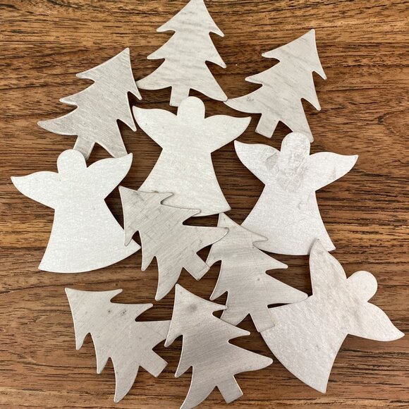 20 Silver Colored Holiday Metal Cutouts for your Holiday Project - Picture 10 of 13